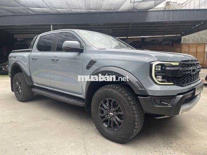 Raptor 2025 Xám 22.000 km Like New
