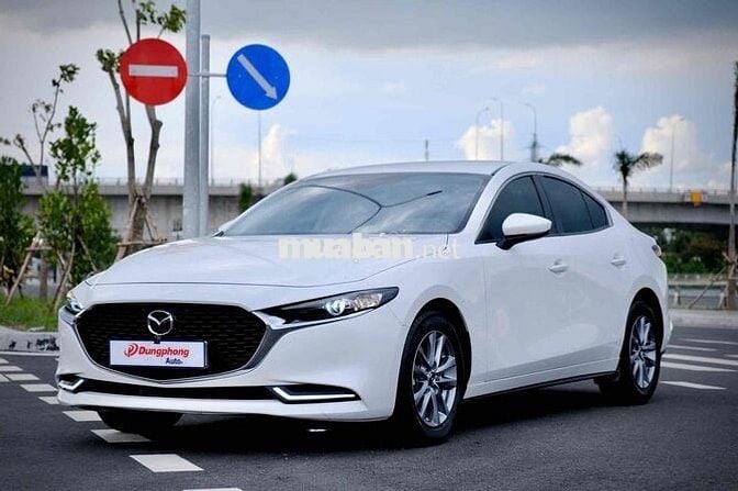 Mazda Mazda 3 Luxury 2025 Trắng 14000 km