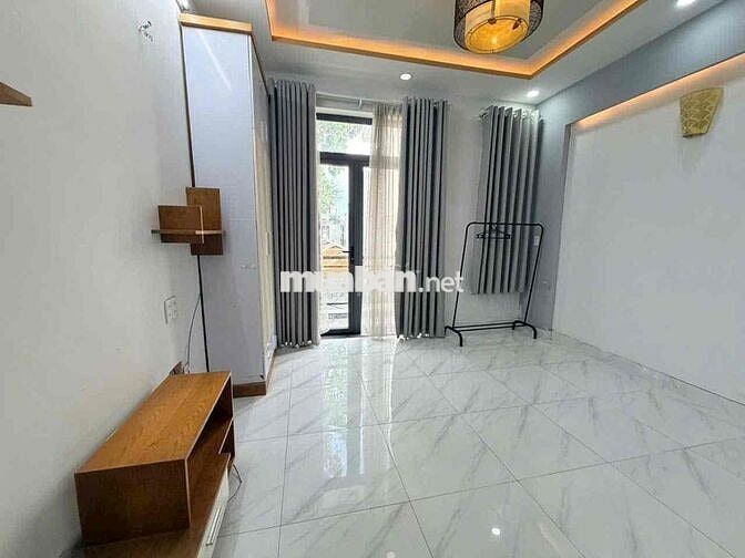 NHÀ MỚI ĐẸP CÓ NỘI THẤT HXH 5PN THỐNG NHẤT P11 GÒ VẤP