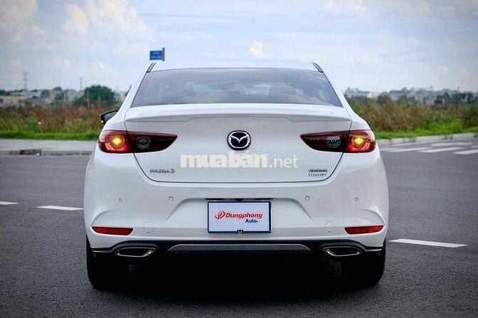 Mazda Mazda 3 Luxury 2025 Trắng 14000 km
