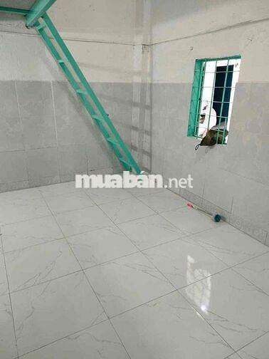 PHÒNG TRỌ BÌNH DÂN CẠNH ĐƯỜNG RAY XE LỬA F13 BÌNH THẠNH