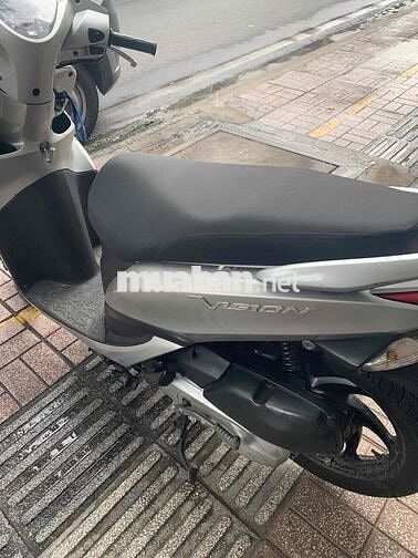 Honda Vision Bạc bstp cầm đồ thanh lý