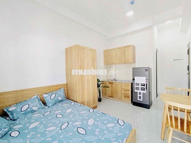 Cho thuê phòng 35m2 ban công ngay Nơ Trang Long gần chợ Bà Chiểu, Q1
