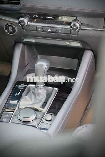Mazda Mazda 3 Luxury 2025 Trắng 14000 km