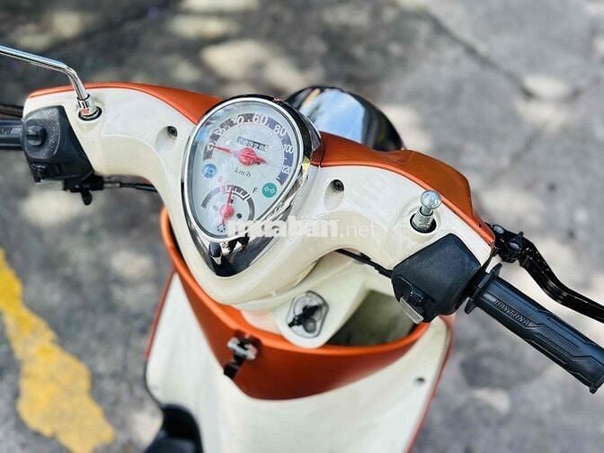 Yamaha Mio Classico 2010 110CC Cam, Trắng