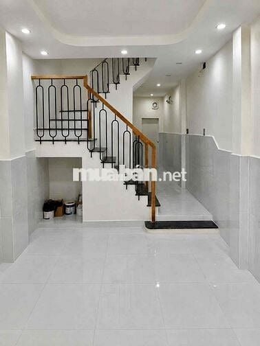 🏡 Nhà Quận 1 - gần cầu Nguyễn Văn Cừ - hẻm thẳng - đất vuông - 3 tầng