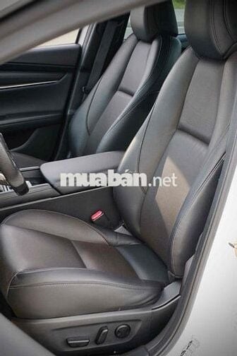 Mazda Mazda 3 Luxury 2025 Trắng 14000 km