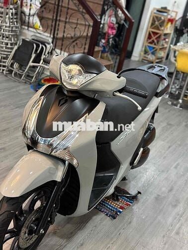 Sh 150 2015 xám xi măng nợ xấu trả trc 14 trieu