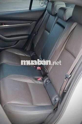 Mazda Mazda 3 Luxury 2025 Trắng 14000 km