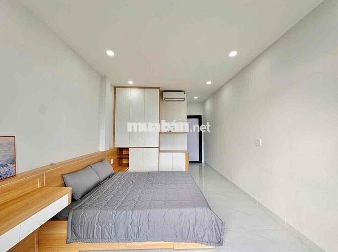📌CĂN HỘ NGAY METRO VĂN THÁNH , STUDIO BAN CÔNG - THANG MÁY , GẦN Q.1