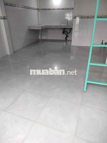 PHÒNG TRỌ BÌNH DÂN CẠNH ĐƯỜNG RAY XE LỬA F13 BÌNH THẠNH