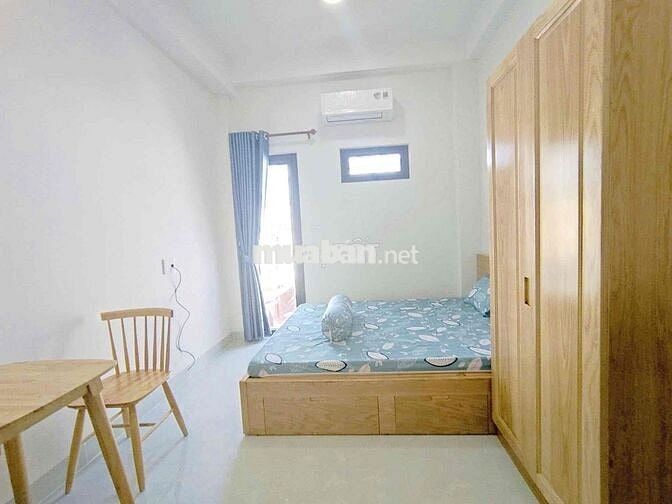 Cho thuê phòng 35m2 ban công ngay Nơ Trang Long gần chợ Bà Chiểu, Q1