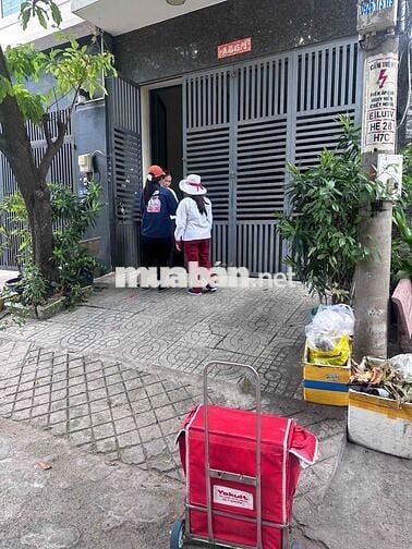 Tuyển nữ LĐPT bán sữa lên men Yakult
