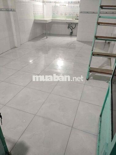 PHÒNG TRỌ BÌNH DÂN CẠNH ĐƯỜNG RAY XE LỬA F13 BÌNH THẠNH