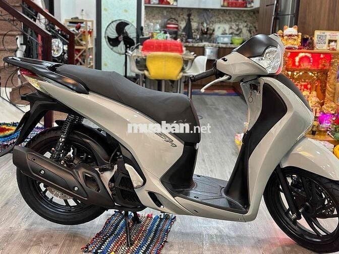 Sh 150 2015 xám xi măng nợ xấu trả trc 14 trieu