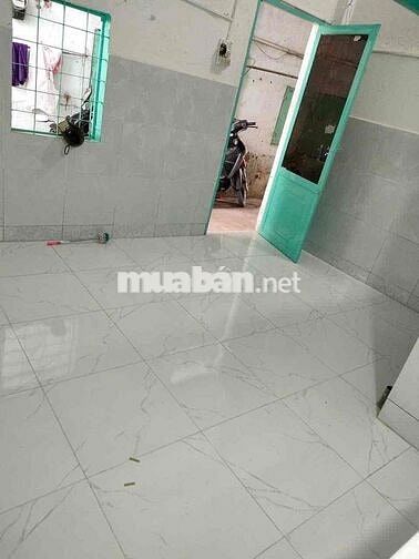 PHÒNG TRỌ BÌNH DÂN CẠNH ĐƯỜNG RAY XE LỬA F13 BÌNH THẠNH