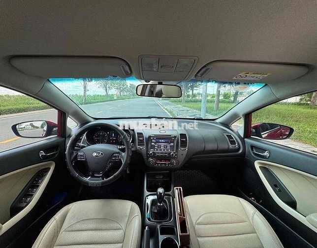 KIA CERATO 1.6 MT 2017 MODEL 2018