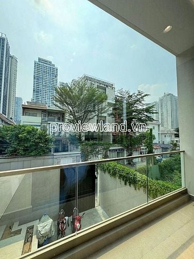Cho thuê nhà nguyên căn tại Thảo Điền, 200m², 3 tầng, 4PN, giá 118tr/t