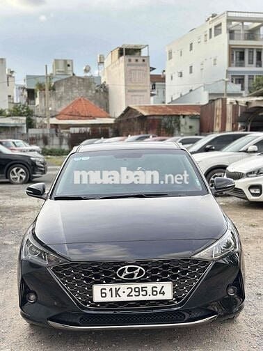 Hyundai Accent đen MT Full 2023 23.000km zin mới