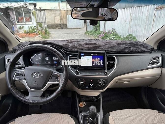 Hyundai Accent đen MT Full 2023 23.000km zin mới