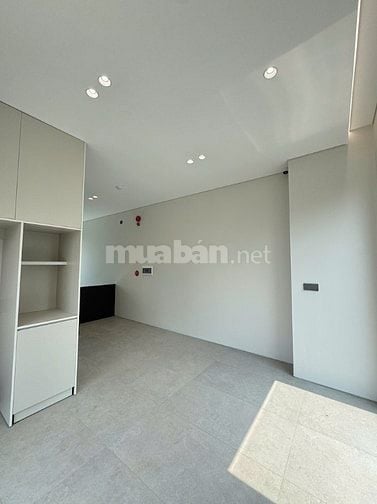 Cho thuê nhà nguyên căn tại Thảo Điền, 200m², 3 tầng, 4PN, giá 118tr/t