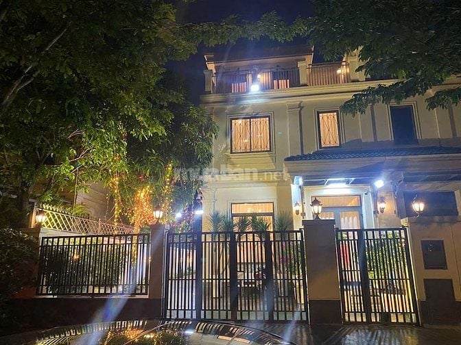 Bán biệt thự cao cấp khu đô thị Lakeview City, 196m2, ngang 9.3m