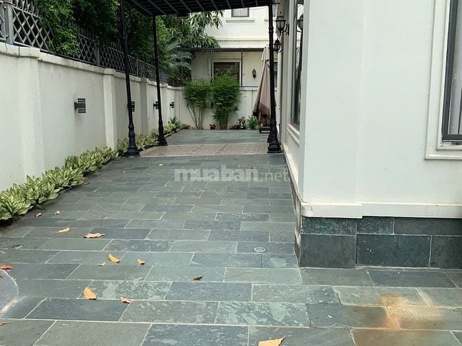Bán biệt thự cao cấp khu đô thị Lakeview City, 196m2, ngang 9.3m