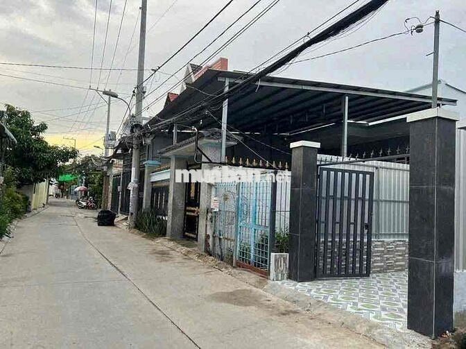 🦄 🦄 Cho thuê nhà nguyên căn hẻm xe tải Kho C 96 Đào tông Nguyên - Nhà
