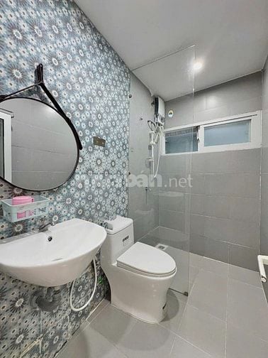Bán nhà kiệt lớn 3,5 m, cách mặt tiền Hàm nghi  15m