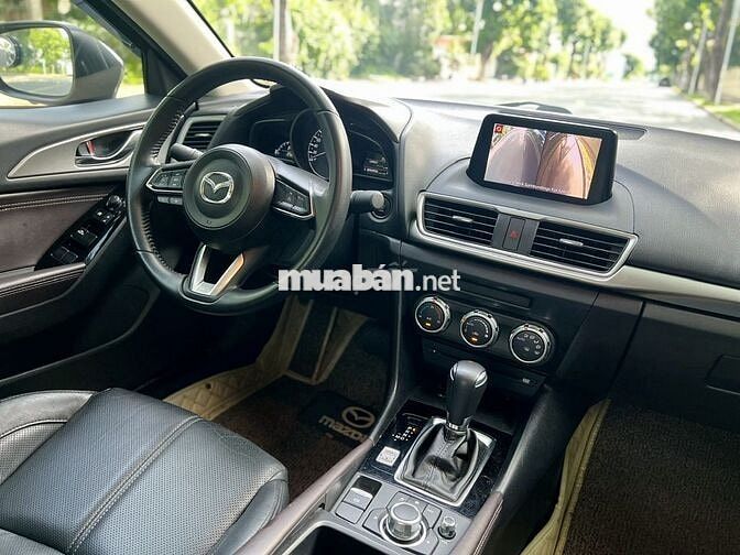 ❤️ Mazda 3 2020, bản Luxury 25.000 Km