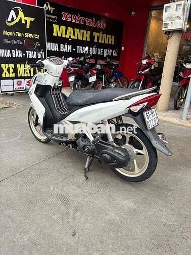 Yamaha Nouvo 4 Trắng