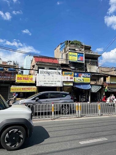 Cho thuê nhà MTKD 550 Trường Chinh,ngay Âu Cơ-Tân Sơn Nhì.dt 4x26m,