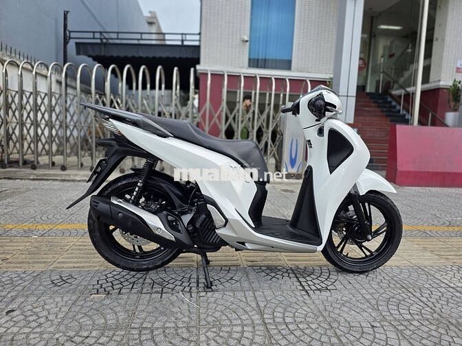Honda SH 2019 Trắng BS 43 Siêu Mới Máy Rin Chạy Em