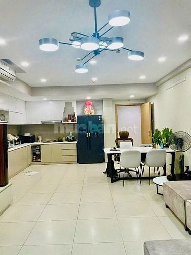 The Botanica- căn 2p ngủ, ban công,nội thất, rộng 78m2 giá 17tr/th
