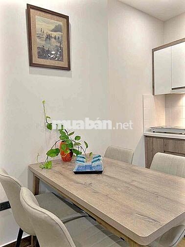 Cho thuê căn hộ dịch vụ 1 phòng ngủ full nội thất ban công máy giặt.
