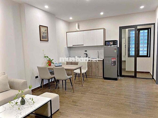 Cho thuê căn hộ dịch vụ 1 phòng ngủ full nội thất ban công máy giặt.