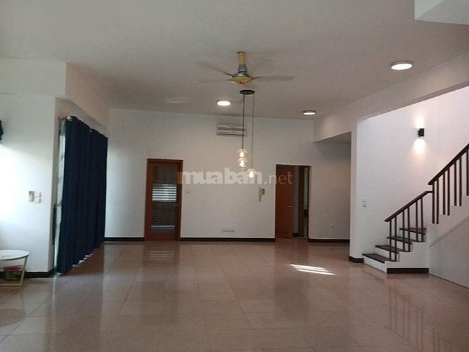 Cho thuê biệt thự Riviera An Phú, 300m2 đất, 3 tầng, 4PN + 4WC, 2 bếp