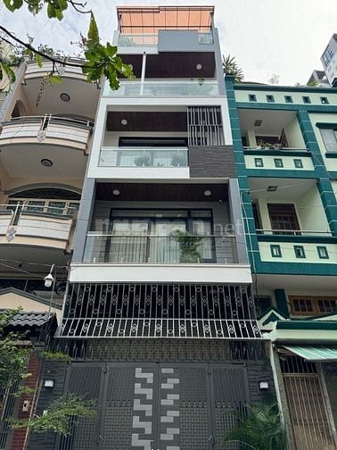 C.thuê Hầm,4L,ST,t.máy(DTSD:400m2)full NTCC-Đ/C:666/64/12 Ba Tháng Hai