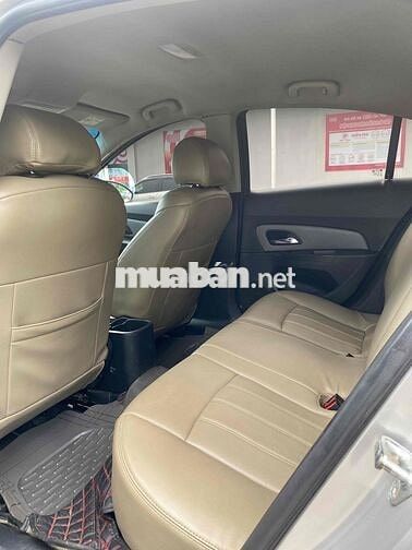 Chevrolet Cruze 2015 Bạc 140000 km