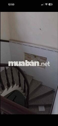 👉+ CHÍNH CHỦ CHO THUÊ NHÀ KHU DÂN CƯ BÌNH HƯNG KẾ BẾN XE QUẬN 8. + Đườ