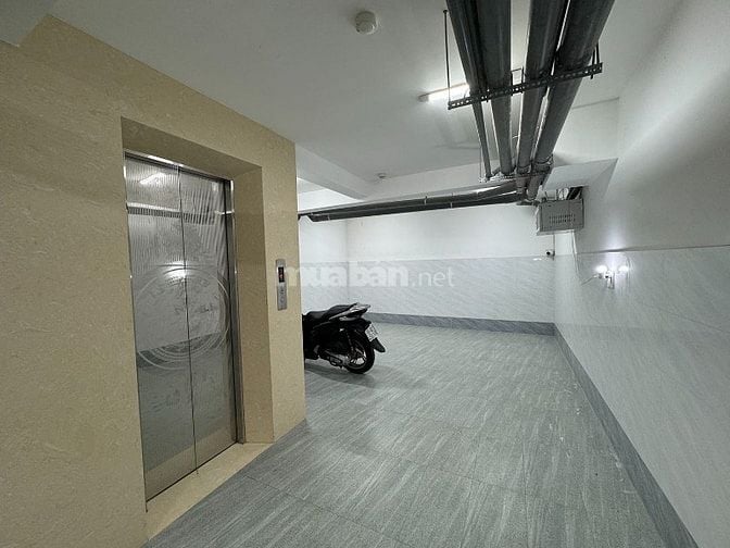C.thuê Hầm,4L,ST,t.máy(DTSD:400m2)full NTCC-Đ/C:666/64/12 Ba Tháng Hai