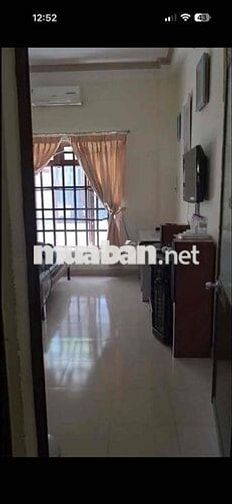 👉+ CHÍNH CHỦ CHO THUÊ NHÀ KHU DÂN CƯ BÌNH HƯNG KẾ BẾN XE QUẬN 8. + Đườ