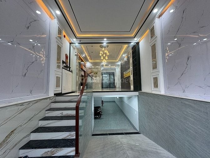C.thuê Hầm,4L,ST,t.máy(DTSD:400m2)full NTCC-Đ/C:666/64/12 Ba Tháng Hai