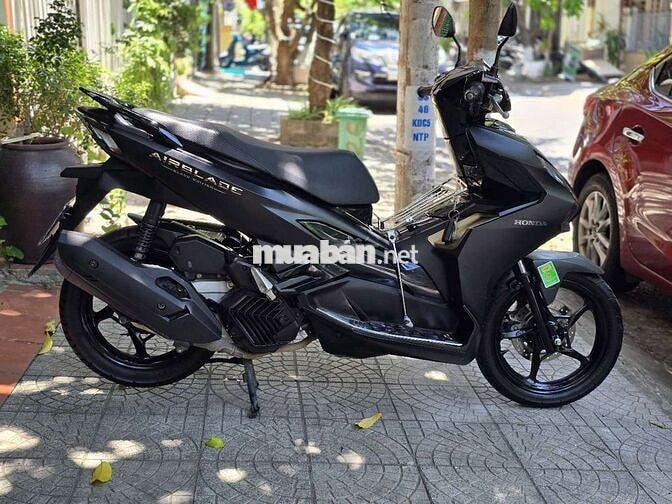 Honda Air Blade 4V 2023 Đen mờ sport