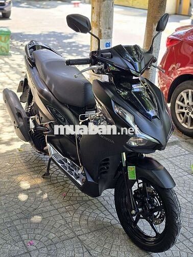 Honda Air Blade 4V 2023 Đen mờ sport