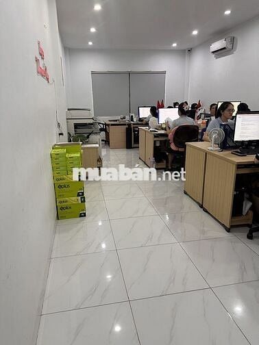 Bán nhà 3 tầng đường Chu Mạnh Trinh sát ĐH Ngoại Ngữ Đà Nẵng