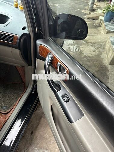 Chevrolet Vivant 7 chỗ màu Đen ,Tự Động