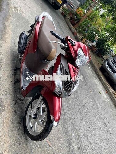 Honda Vision 2025 Cao Cấp màu Đỏ