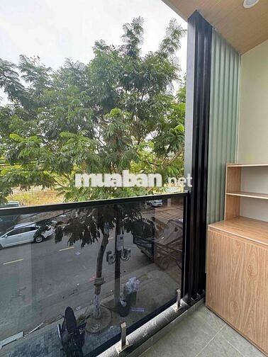 cho thuê căn hộ mới hoàn thiện Mặt Tiền đường 10m5 Hoà Xuân.