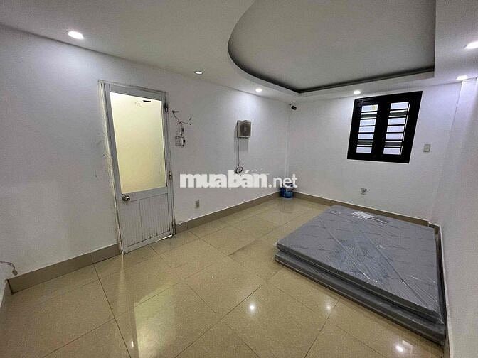 MẶT BẰNG CHO THUÊ KINH DOANH TỰ DO, ĂN UỐNG, NGAY MẶT TIỀN ĐƯỜNG SỐ 25